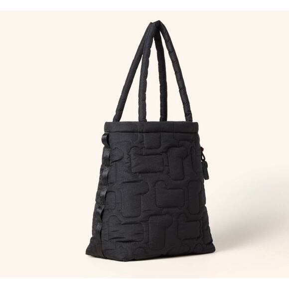 Target x Woolrich Quilted Sheep Black Tote Bag - Picture 2 of 3